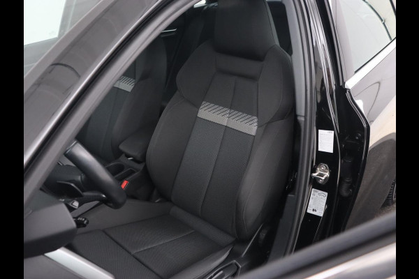 Audi A3 30 TFSI Business edition | Trekhaak | Adaptive cruise | Carplay | Park Assist | Climate control | Virtual Cockpit | Full LED | Sportstoelen | Navigatie | Parkeerhulp