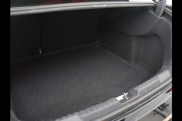 Audi A3 30 TFSI Business edition | Trekhaak | Adaptive cruise | Carplay | Park Assist | Climate control | Virtual Cockpit | Full LED | Sportstoelen | Navigatie | Parkeerhulp