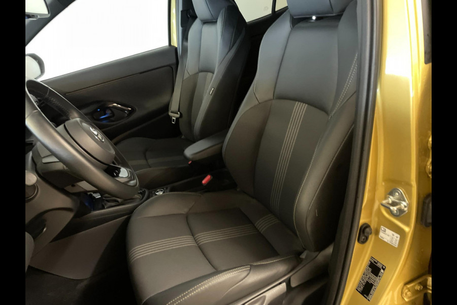Toyota Yaris Cross 1.5 Hybrid Launch Edition AUTOMAAT AIRCO CLIMA NAVI APPLE CARPLAY STOELVERW MULTI STUUR LEER STOF NETTE AUTO