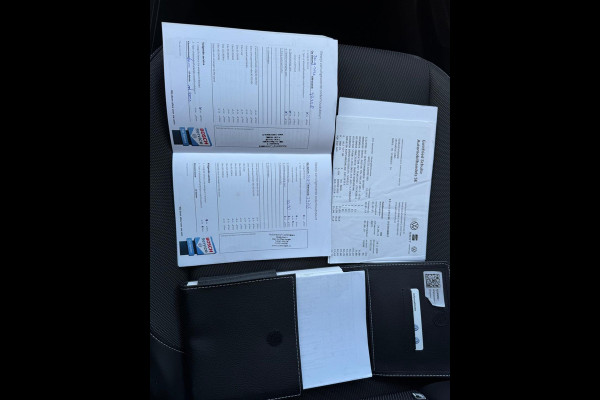 Volkswagen T-Cross 1.0 TSI Life Navi / Clima / LM 17'' / P-sensoren V+A / Stoelverwarming