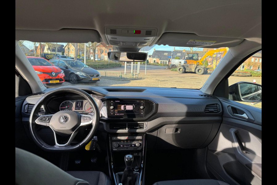 Volkswagen T-Cross 1.0 TSI Life Navi / Clima / LM 17'' / P-sensoren V+A / Stoelverwarming
