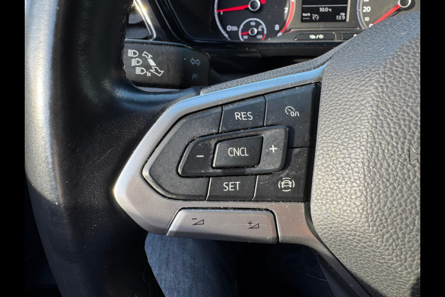 Volkswagen T-Cross 1.0 TSI Life Navi / Clima / LM 17'' / P-sensoren V+A / Stoelverwarming