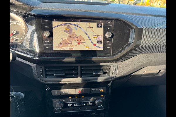 Volkswagen T-Cross 1.0 TSI Life Navi / Clima / LM 17'' / P-sensoren V+A / Stoelverwarming