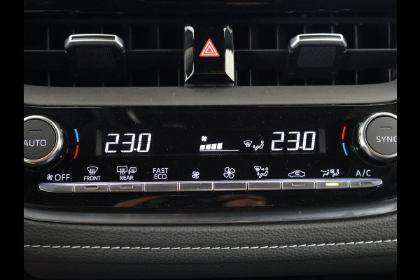 Toyota Corolla Touring Sports HYBRID 140 BI-TONE ACTIVE GARANTIE TOT 06-2033 NAVIGATIE . ACHTERUITRIJ CAMERA . KEYLESS START