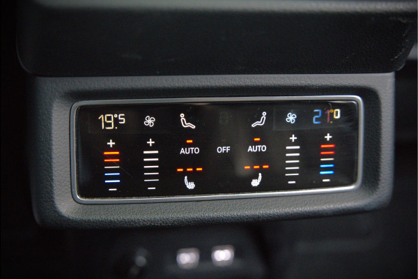 Audi e-tron e-tron 55 quattro advanced 95 kWh S-Line | Panoramadak | RS Seats | Bang & Olufsen | Stoelverwarming | Head-Up Display | 360 Camera | Matrix LED | Luchtvering | Memory Seat | Elektrisch Verstelbare Stoelen | B&O