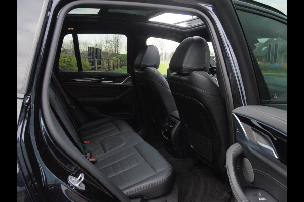BMW iX3 High Executive 80 kWh | Panoramadak | 360 Camera | Harman Kardon | Head-up Display | Sfeerverlichting |