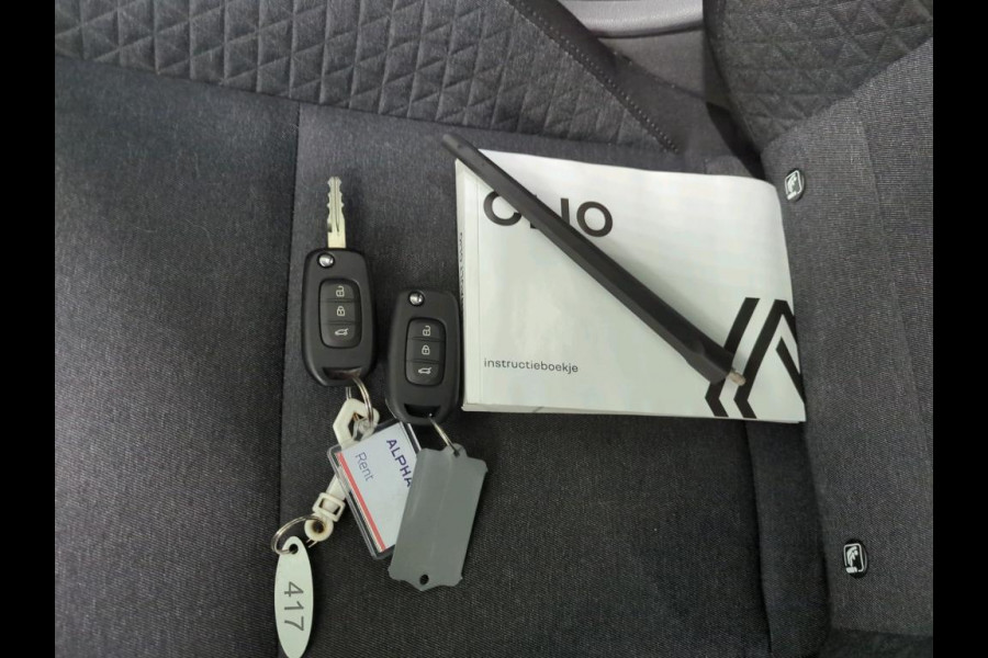 Renault Clio 1.0 TCe 90 Equilibre NL-AUTO | AIRCO | NAVI | CARPLAY