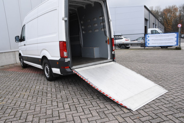 Volkswagen Crafter 30 2.0 TDI L3H3 Laadklep *1ste Eigenaar*Leer*Navigatie*