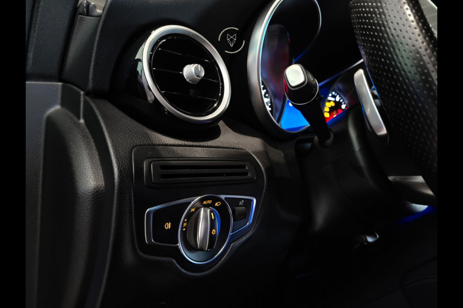 Mercedes-Benz GLC 200 4-M AMG Night|Panorama|20"|Trekhaak|MBUX|Spoorpakket|Sfeerverlichting|Treeplanken|New Service