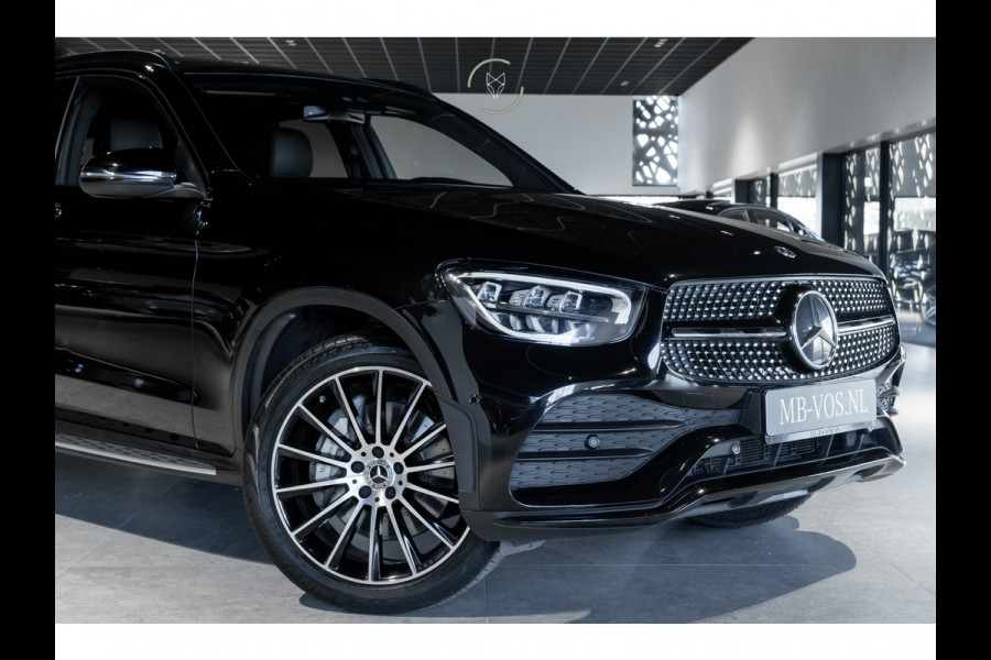 Mercedes-Benz GLC 200 4-M AMG Night|Panorama|20"|Trekhaak|MBUX|Spoorpakket|Sfeerverlichting|Treeplanken|New Service