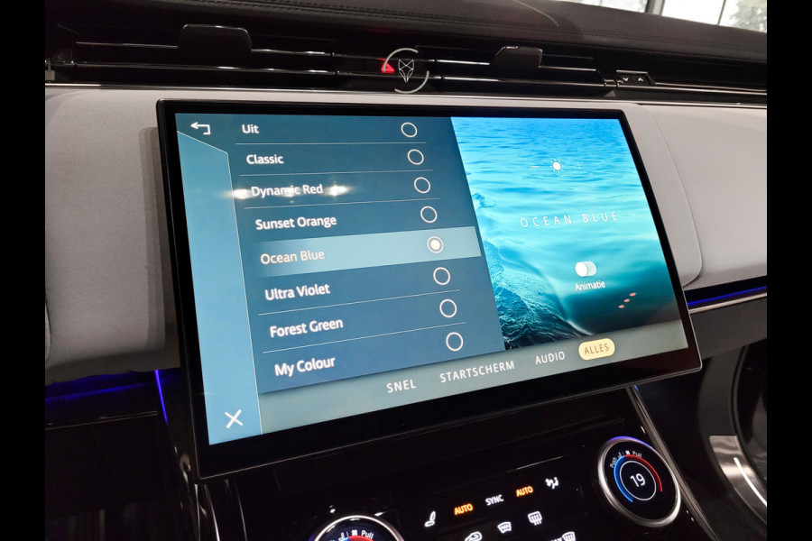 Land Rover Range Rover Sport 3.0 P510e First Edition Light Cloud leder|Forced Carbon|Massage|23"|Trekhaak|BTW