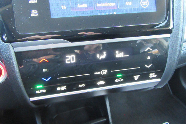 Honda Jazz 1.3 i-VTEC Elegance Automaat , Navi, Camera, Stoelverw, Enz.