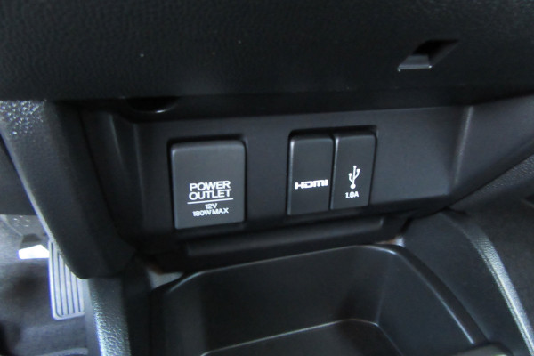 Honda Jazz 1.3 i-VTEC Elegance Automaat , Navi, Camera, Stoelverw, Enz.