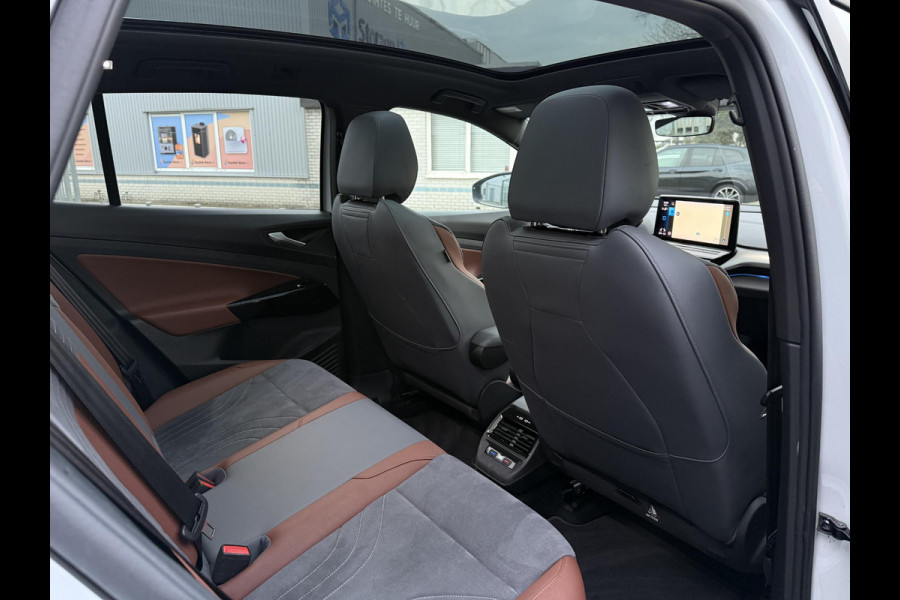 Volkswagen ID.4 First Max 77 kWh | Panorama | IQ-Light | 360 Camera |