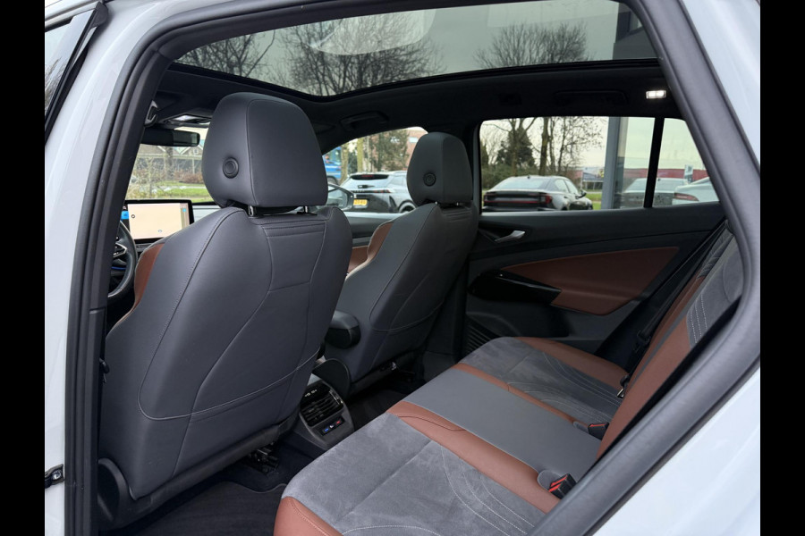 Volkswagen ID.4 First Max 77 kWh | Panorama | IQ-Light | 360 Camera |