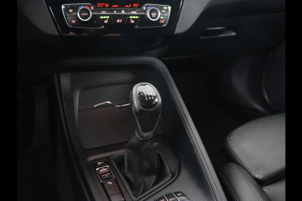 BMW X1 sDrive18i High Executive | Head-Up | Trekhaak | Leder | Stoelverwarming | Sportstoelen | Full LED | Park Assist | Climate control | Bluetooth | Navigatie | Cruise control