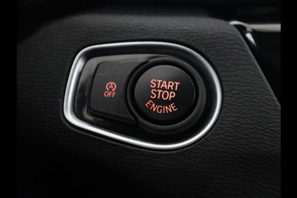 BMW X1 sDrive18i High Executive | Head-Up | Trekhaak | Leder | Stoelverwarming | Sportstoelen | Full LED | Park Assist | Climate control | Bluetooth | Navigatie | Cruise control