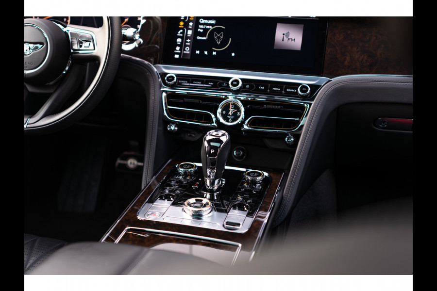 Bentley Flying Spur 4.0 V8 Exclusive|Mulliner|Blackline|Naim Sound