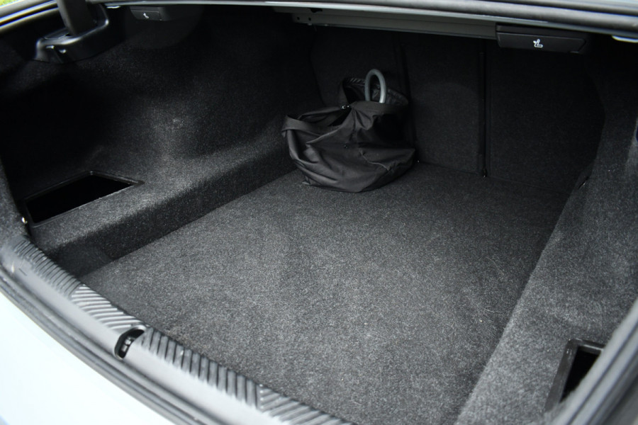 BMW 5 Serie 530e M-Sport Pano ACC 360 H/K Stoel-vent Brooklyngrau