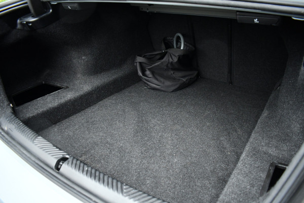 BMW 5 Serie 530e M-Sport Pano ACC 360 H/K Stoel-vent Brooklyngrau