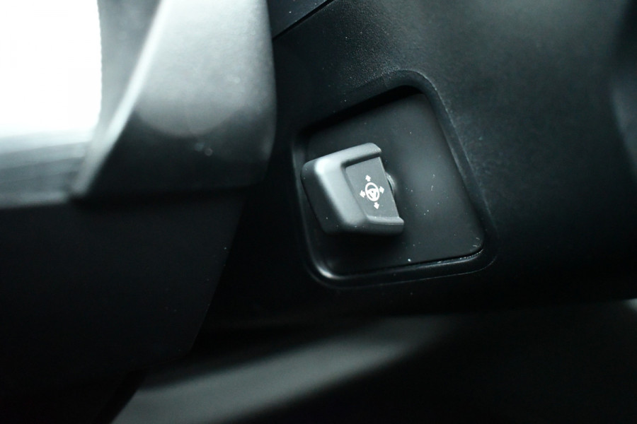 BMW 5 Serie 530e M-Sport Pano ACC 360 H/K Stoel-vent Brooklyngrau