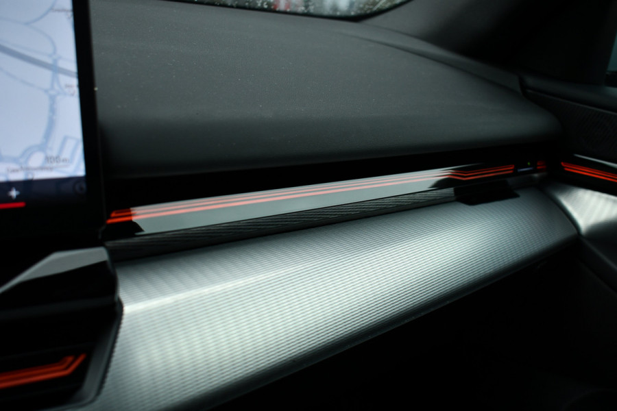 BMW 5 Serie 530e M-Sport Pano ACC 360 H/K Stoel-vent Brooklyngrau