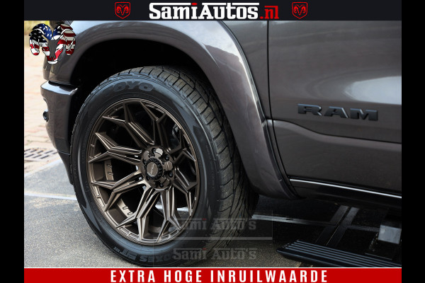 Dodge Ram 1500 Laramie Sport 5.7 V8 HEMI 402PK 4x4 | Panorama dak | 12' Scherm |Granite Crystal Metallic | Crew Cab | 5 Persoons | Dubbele Cabine | DC | VOORRAAD NR 2524 - 41249 |