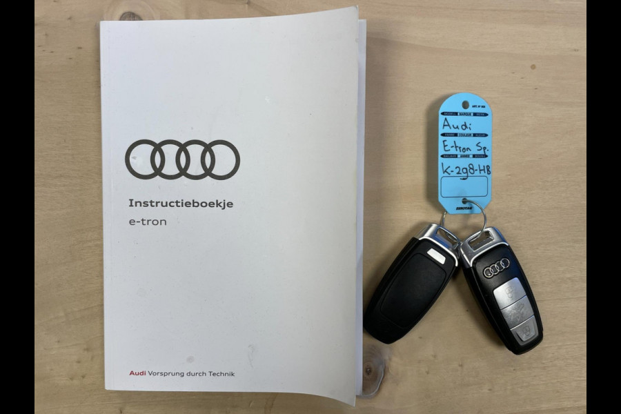Audi e-tron Sportback 55 Quattro Business 95 kWh|GROTE ACCU|CAMERA|ELEK. INTERIEUR+A+KLEP|CLIMATE,CRUISE|IN.BTW|1eEIG.|NL-AUTO|NAP