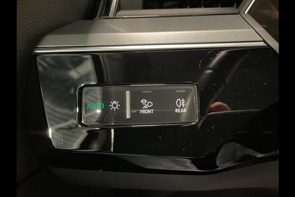 Audi e-tron Sportback 55 Quattro Business 95 kWh|GROTE ACCU|CAMERA|ELEK. INTERIEUR+A+KLEP|CLIMATE,CRUISE|IN.BTW|1eEIG.|NL-AUTO|NAP