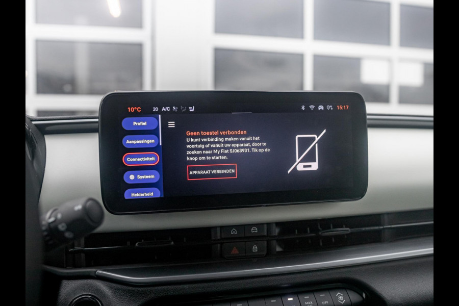 Fiat 600 1.2 Hybrid 110pk La Prima | Leder | Stoelmassage | Camera | Carplay | Adapt. Cruise | Winter Pack