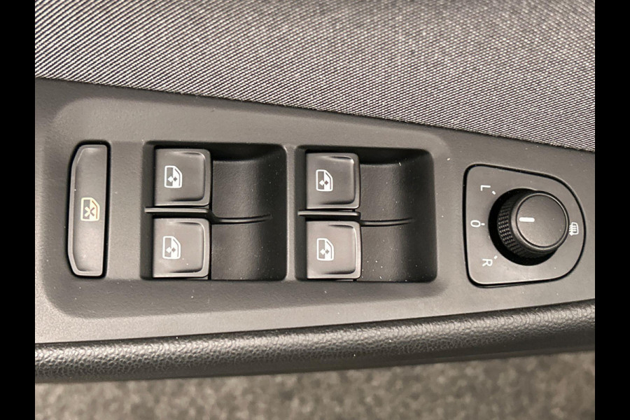 Seat Leon ST 1.0 EcoTSI Style Business Intense Automaat * Origineel Nederlands * Carplay Navigatie Climate-control Cruise
