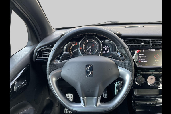 DS DS 3 1.2 PureTech Performance Line | Trekhaak | AUTOMAAT