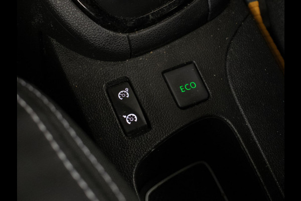 Renault Clio Estate 0.9 TCe Intens Sport (NAVI,CLIMATE,CRUISE,PDC,GETINT,BLUETOOTH,ELEKTRISCH PAKKET,SPORTSTOELEN,LM VELGEN)