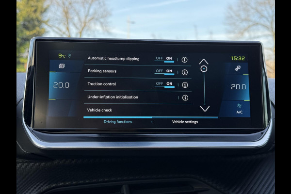 Peugeot e-208 EV GT 350 50 kWh | Panorama | Camera | Stoelverwarming |