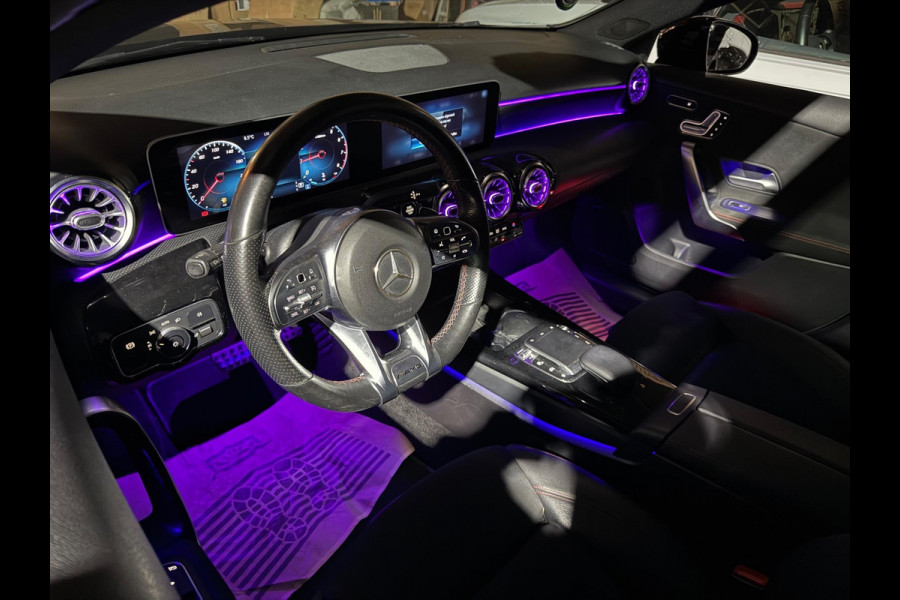 Mercedes-Benz A-Klasse AMG 220 | Pano |Night| Sfeerverlichting |
