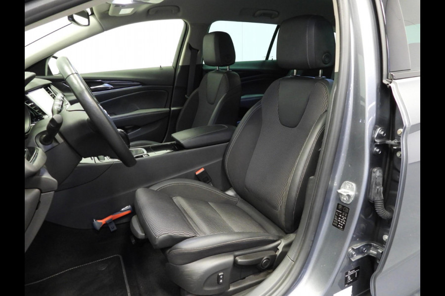 Opel Insignia Sports Tourer 1.5 Turbo Business Executive NAVI/CAMERA/WINTERPACK/17"LMV!