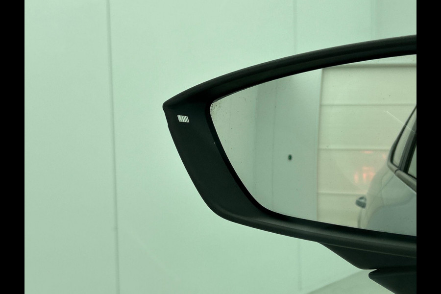Seat Ibiza 1.0 EcoTSI Style Business Connect | Navigatie | Apple Carplay/Android Auto | Parkeersensoren | Cruise Control | Stoelverwarming | Virtual Cockpit | Lichtmetalen velgen | Climate Control
