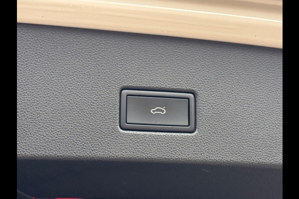 Volkswagen T-Roc 1.5 TSI 3x R-Line AppleCarPlay/Camera/Blindspot