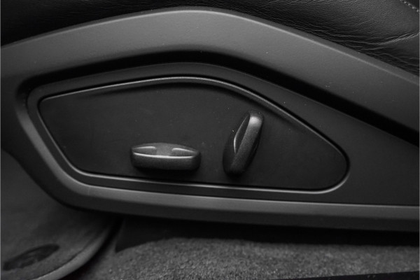 Porsche Taycan Cross Turismo 4 93 kWh Luchtvering Pano HUD Bose 1e Eig Ori NL