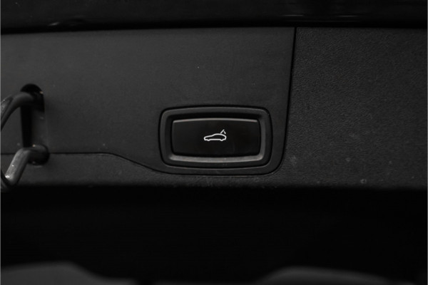 Porsche Taycan Cross Turismo 4 93 kWh Luchtvering Pano HUD Bose 1e Eig Ori NL