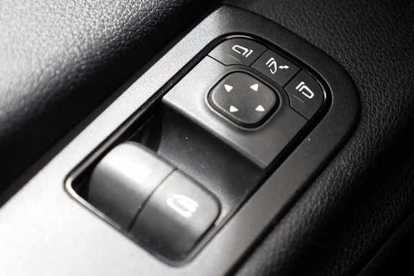 Mercedes-Benz Sprinter 316 CDI 163pk 7G Automaat L2H2 4x4 ZG1 Airco/Camera/Trekhaak 2800kg 02-2022