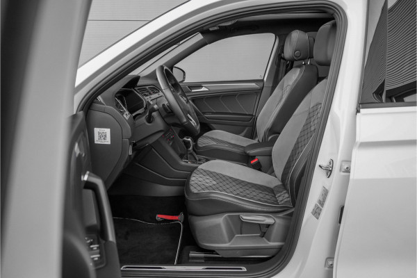 Volkswagen Tiguan Allspace 1.5 TSI R-Line 7-Pers Pano Camera 19"