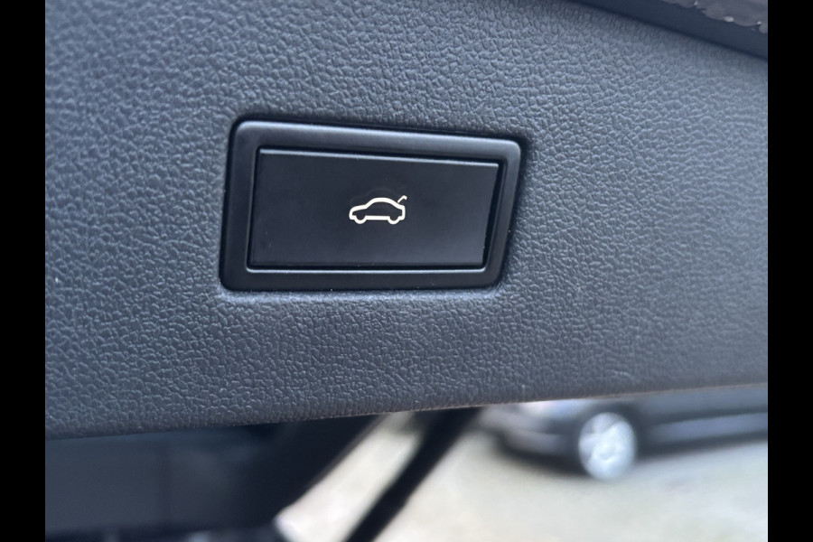 Volkswagen Tiguan Allspace 1.5 TSI Highline Business R 7p. | Pano | Elektrische Trekhaak | Memory Stoelen | Leer