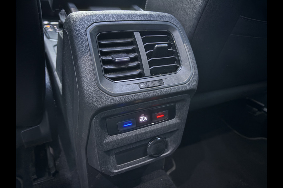 Volkswagen Tiguan Allspace 1.5 TSI Highline Business R 7p. | Pano | Elektrische Trekhaak | Memory Stoelen | Leer