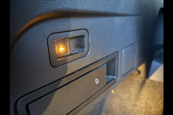 Volkswagen Tiguan Allspace 1.5 TSI Highline Business R 7p. | Pano | Elektrische Trekhaak | Memory Stoelen | Leer