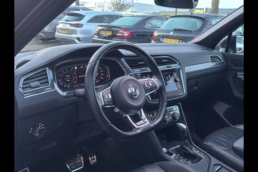 Volkswagen Tiguan Allspace 1.5 TSI Highline Business R 7p. | Pano | Elektrische Trekhaak | Memory Stoelen | Leer