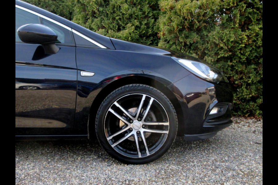 Opel Astra Sports Tourer 1.4 Turbo Innovation*Leder*Trekhaak*