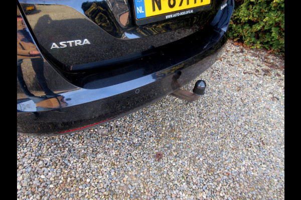 Opel Astra Sports Tourer 1.4 Turbo Innovation*Leder*Trekhaak*