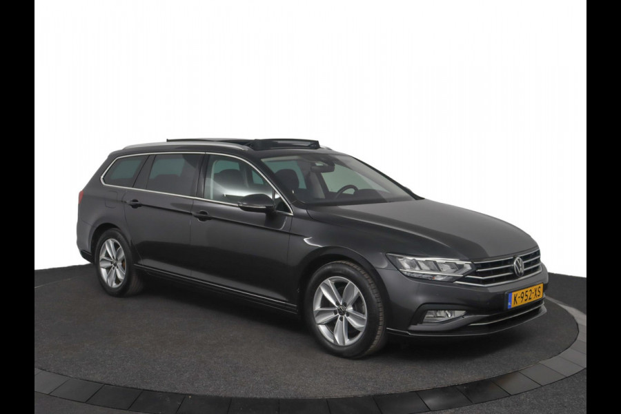 Volkswagen Passat Variant 1.5 TSI Business|Pano|Stoelverwarming|Keyless