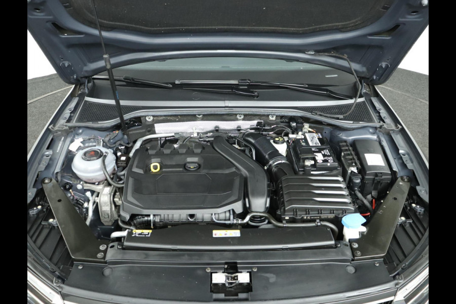 Volkswagen Passat Variant 1.5 TSI Business|Pano|Stoelverwarming|Keyless